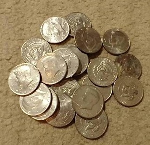lot 99 image: (20) Kennedy Half Dollars