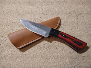 lot 117 image: Damascus Steel Full Tang Drop Point Knife