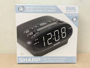lot 22 image: Sharp Digital Dual Alarm Clock with AMFM Radio