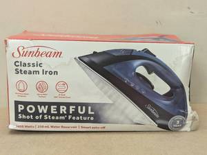 lot 115 image: Sunbeam 1200W Classic Steam Iron with Shot of Steam Feature