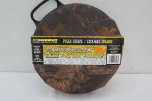 lot 25 image: Bucket Seat Topper, Camo, Brand NEW