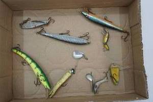 lot 29 image: Vintage Fishing Lures