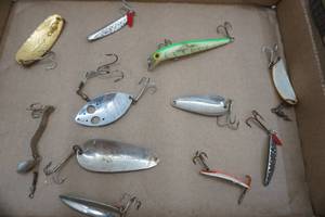 lot 37 image: Vintage Fishing Lures