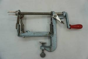 lot 49 image: Norpro Apple Peeler & Corer