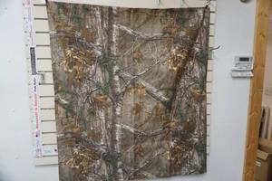 lot 63 image: Realtree Camo Curtains (4ct) NEW