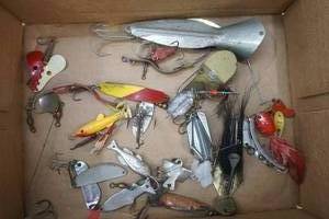 lot 78 image: Vintage Fishing Lures