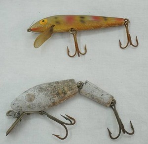 lot 111 image: Vintage Lures Rapala & L&S Bass Master