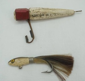 lot 114 image: Vintage Lures Foresman Or 9500 & Bucktail Jig