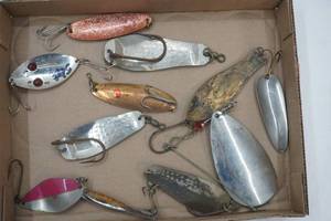lot 126 image: Vintage Lures, Spoon Lures, Red Eye Wiggler, Johnsons and more