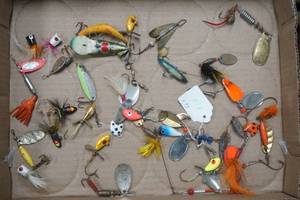 lot 144 image: Vintage Lures Kastmaster, Spoo Plug, Mepps, Shyster, Jig Heads and more