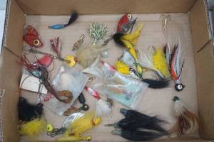 lot 153 image: Vintage Lures Jig heads, Bucktails, Spinners, Shad and more