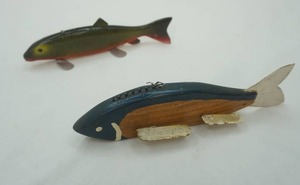 lot 174 image: 2ct Vintage 9 Ice Spearing Decoys