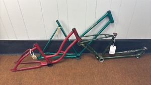 lot 21 image: Collection of Vintage Bicycle Frames Schwinn and Monark