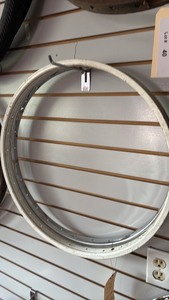 lot 42 image: Set of 24 x 1 34 Schwinn Bicycle Rims