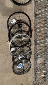 lot 163 image: Set of 5 Assorted Bicycle Wheels - 20 and 16 Sizes