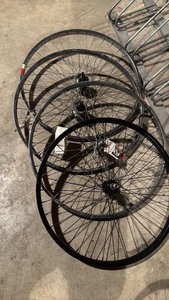 lot 164 image: Set of 4 Vintage Bicycle Wheels 26 x 1-38 with Shimano Assembly