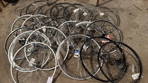 lot 165 image: Collection of 21 Assorted Bicycle Wheels