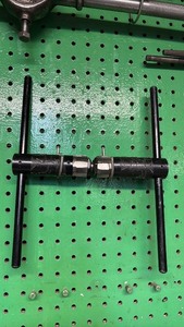 lot 247 image: Bottom Bracket Thread Chaser Tool