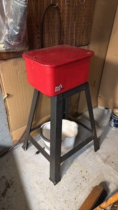 lot 251 image: Used Torin Big Red Jacks Parts Washer