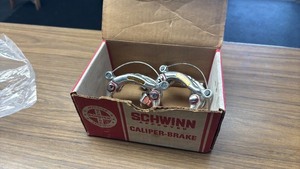 lot 625 image: Like New Vintage Schwinn Caliper Brakes in Original Box