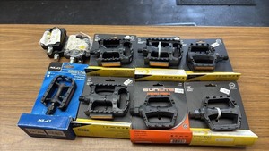 lot 646 image: Collection of Bicycle Pedals Including XLC and Sunlite Brands