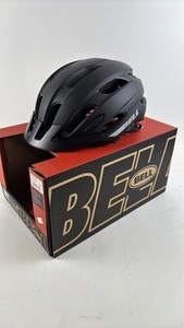lot 690 image: Bell Trace MIPS Bicycle Helmet Matte Black