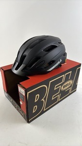 lot 692 image: Bell Trace MIPS Bike Helmet in Matte Black