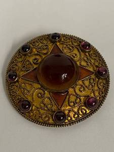 lot 1S image: Vintage Sterling Vermeil Red Cabochon Brooch - MMA Garnet Cab w Glass Center