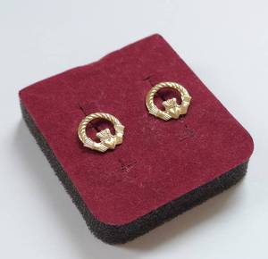 lot 4 image: 9K Gold Irish Claddagh Earrings Made in Ireland