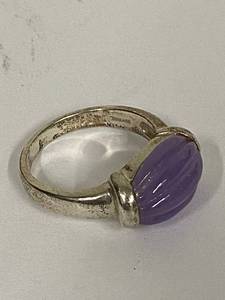 lot 11S image: Sterling Silver Ring with Lavender Jade Carved Cabochon