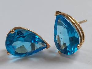 lot 19 image: 14k Gold Pear-Shaped Blue Topaz Gemstone Earrings
