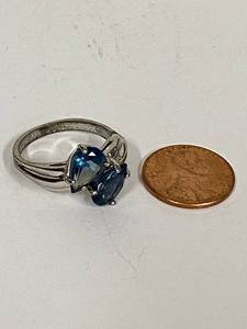 lot 23S image: Sterling Silver Blue Gemstone Ring Size 8.5