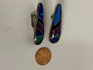 lot 24S image: Vintage 925 Silver Inlaid Earrings - 1 Missing Clip