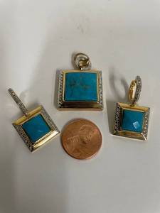 lot 28S image: Sterling Silver Turquoise Pendant Set