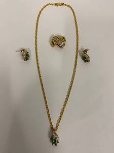 lot 54S image: Elegant Sterling Silver Gold Plated Jewelry Set incl Emeralds