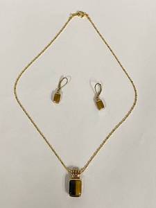 lot 65S image: Sterling Silver Tiger Eye Necklace and Earrings Set