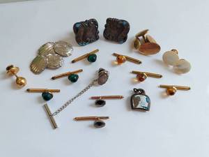 lot 136 image: Vintage Cufflinks and Tie Pins Collection Set