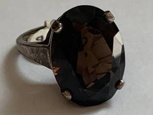 lot 157 image: Vintage Sterling Silver Smoky Quartz Ring