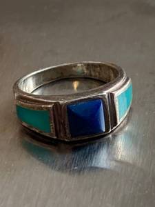 lot 160 image: Sterling Silver Inlay Ring - 925 Marked