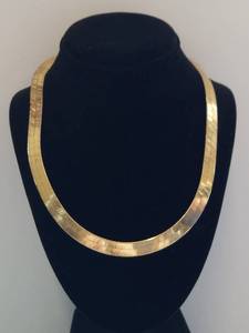 lot 186 image: Vintage 925 Sterling Gold-Plated Herringbone Necklace 18