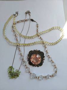 lot 202 image: Vintage Glass Bead Necklaces Lot