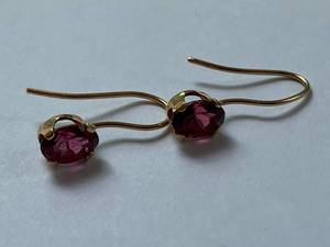 lot 79 image: 14k Gold Garnet Earrings with Hook Backing