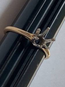 lot 80 image: 14k Gold Ring Setting for Custom Gem Mounting