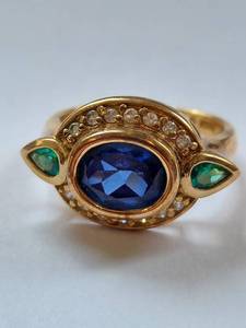 lot 95 image: Sterling Silver Gold Vermeil Sapphire & Emerald Ring Size 9