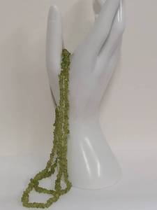 lot 113 image: Peridot Gemstone Bead Necklace - Natural Green Crystals