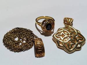 lot 132 image: Sterling Silver Vermeil Jewelry Set