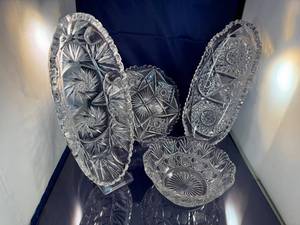 lot 33 image: Set of 4 Cut Glass Serving Dishes with Intricate Design