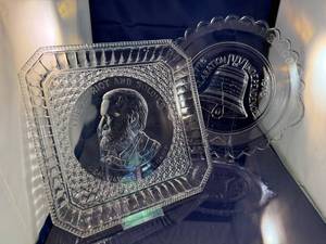 lot 91 image: Pair of 1776-1876 Centennial Glass Plates with Liberty Bell and Civil War Design