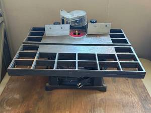 lot 158 image: Craftsman Bench Top ShaperRouter, Model 149.23910