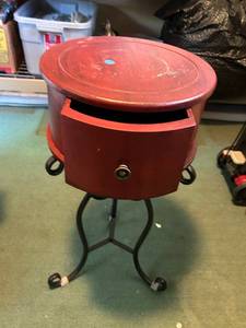 lot 167 image: Vintage Wooden Pedestal Table with Drawer
